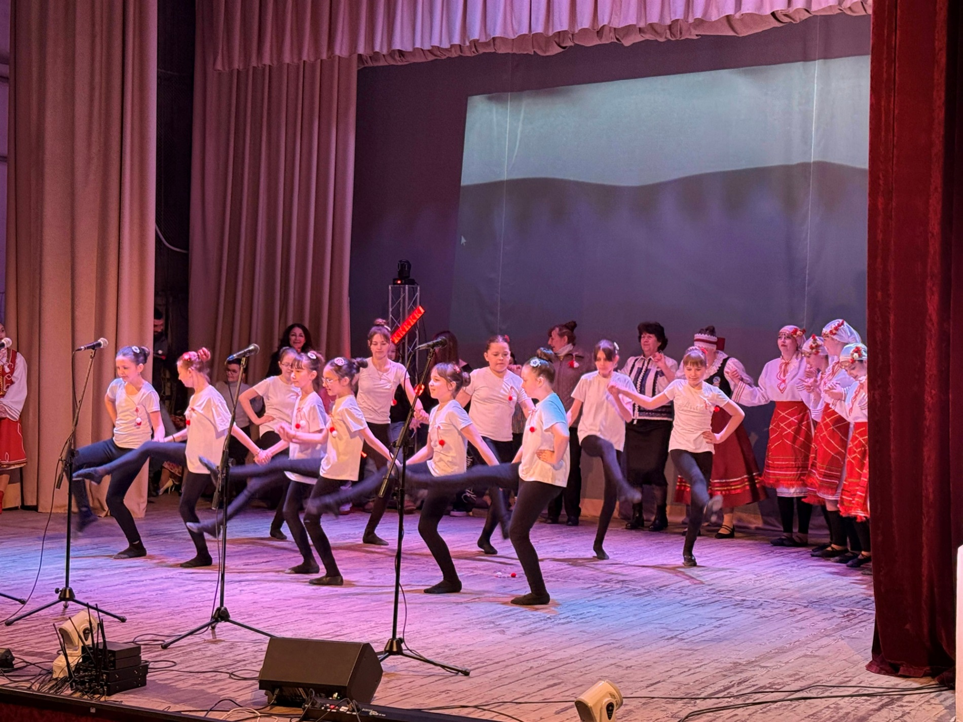 Весна, що гуртує: як Баба Марта зібрала болгарську громаду в Первомайську