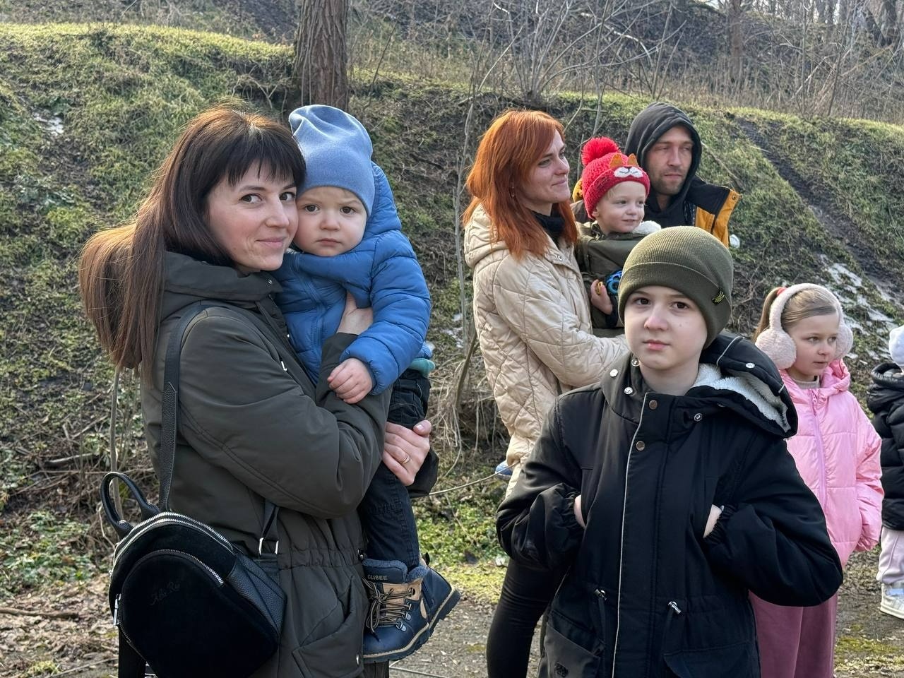 Ярмарок, поні та службові собаки: у Первомайську провели благодійне свято на підтримку військових