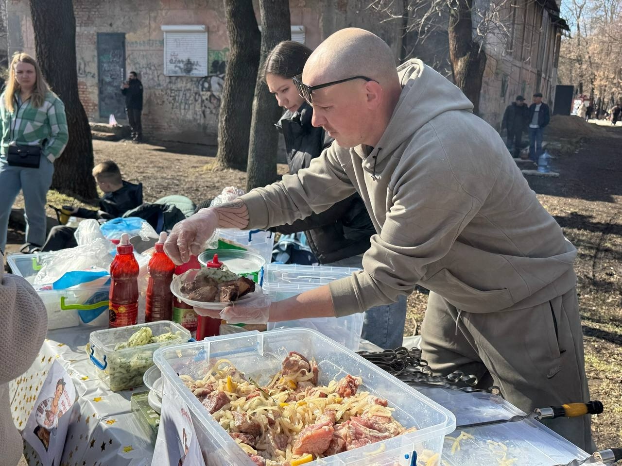 Ярмарок, поні та службові собаки: у Первомайську провели благодійне свято на підтримку військових