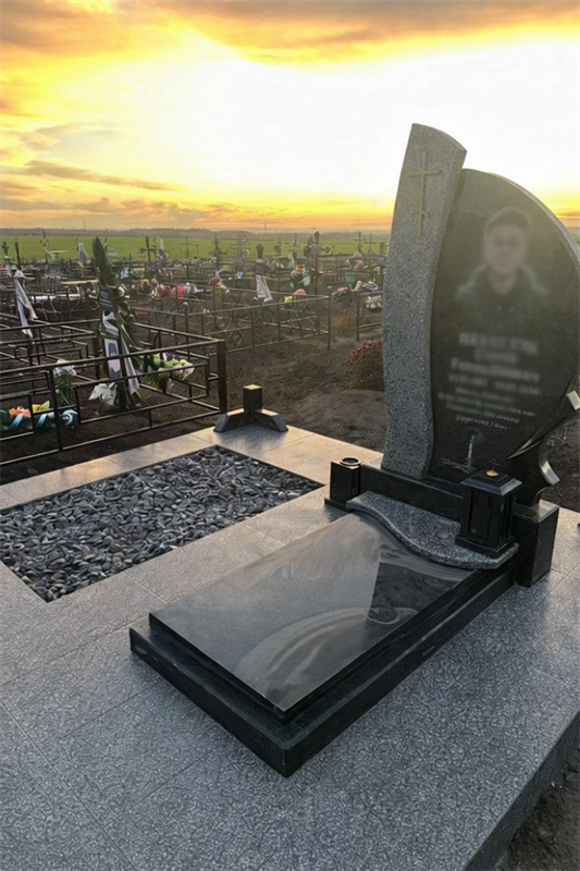 Як обрати пам'ятник та не припуститися поширених помилок: поради експерта