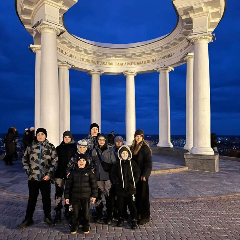 17 призових місць: як каратисти з Первомайська виступили на чемпіонаті в Полтаві