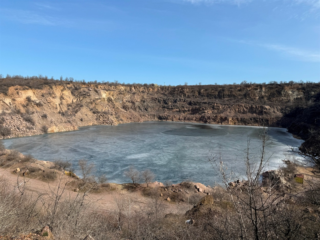 Радонове озеро