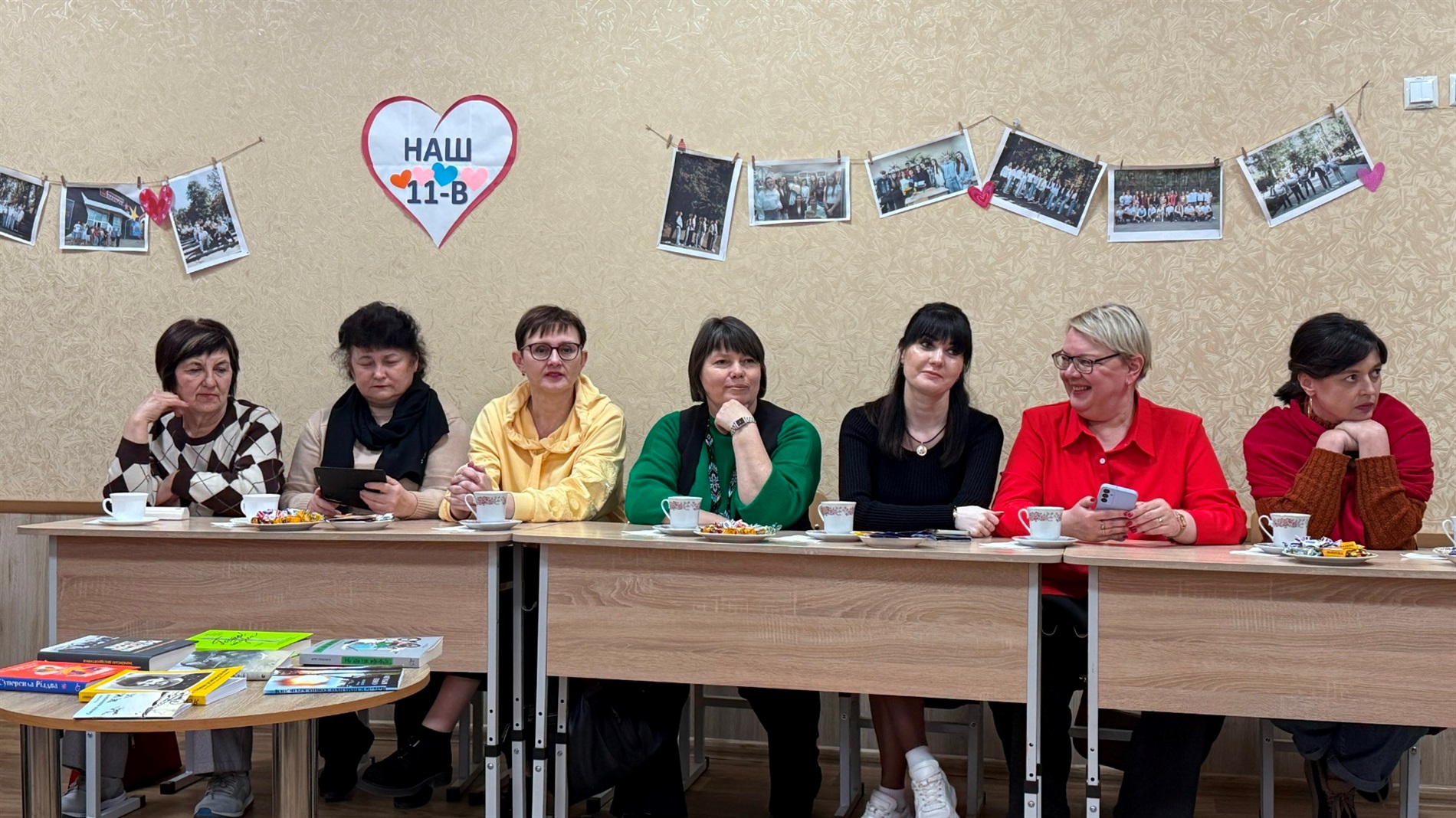 «Коли говорити про поезію, як не навесні»: поетична зустріч у Первомайську із гостею зі Львівщини