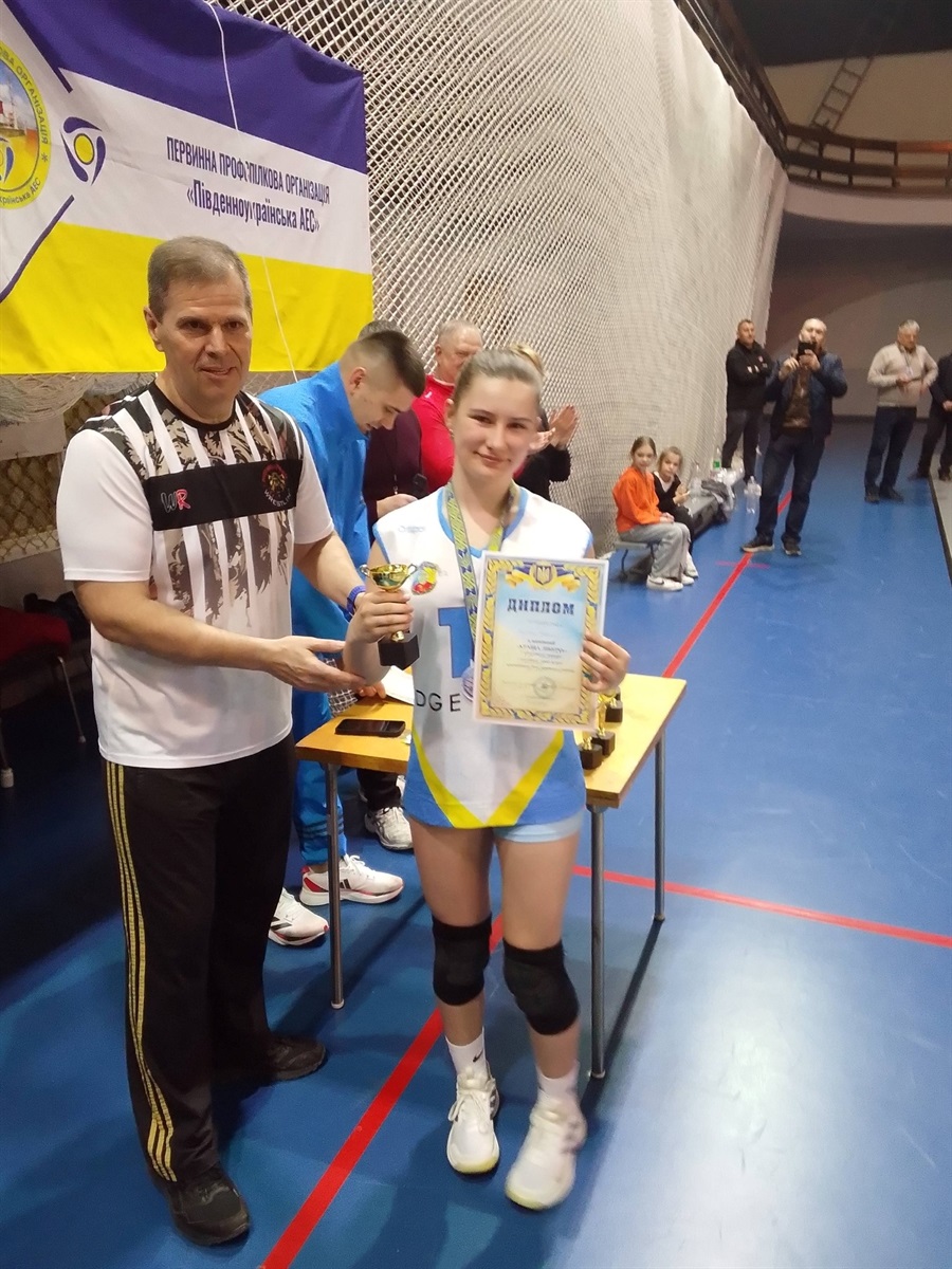 Срібні медалі первомайських волейболісток: черговий здобуток команди ДЮСШ