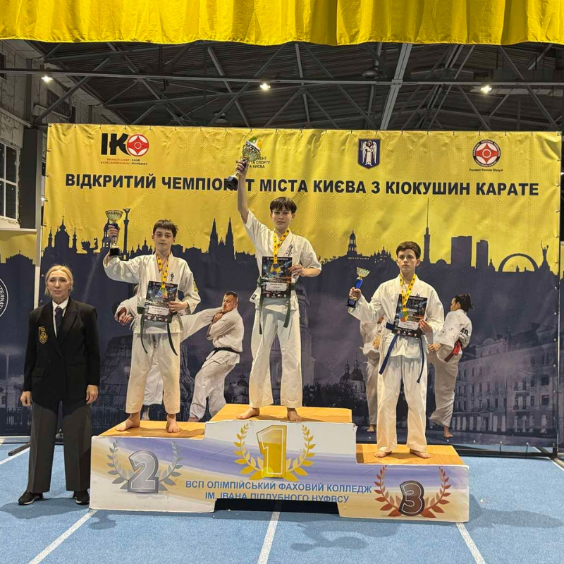 Первомайські каратисти проходять березневий марафон і готуються до чемпіонату України