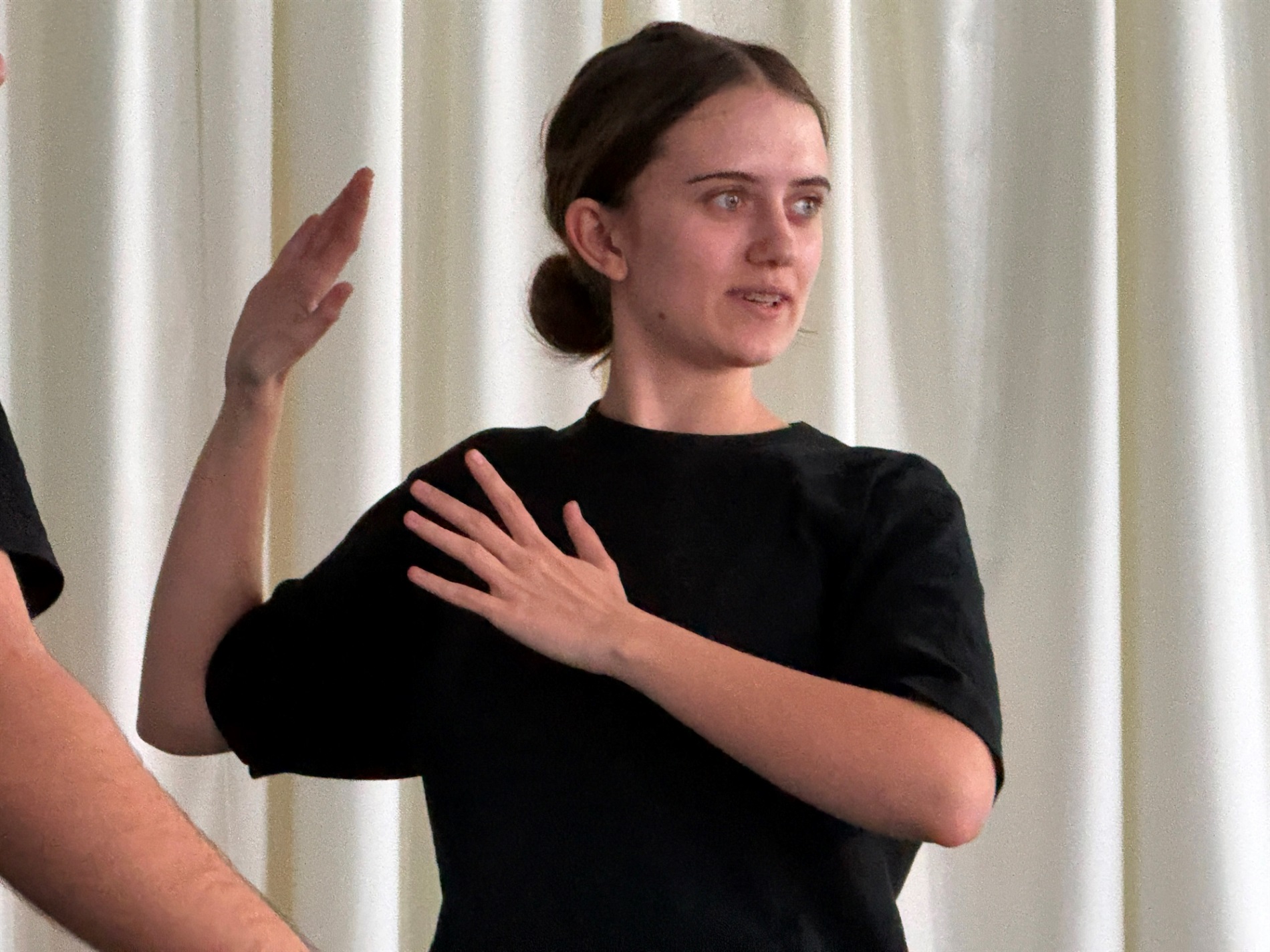 Театр під час війни: як живе первомайський Atoms і чим дихає сцена сьогодні
