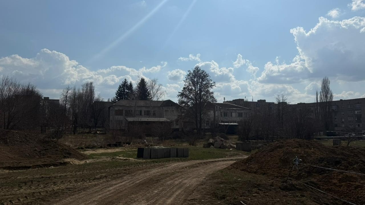 Стіни будуть — залишилося головне: Первомайськ будує модульне містечко і вчиться на чужих помилках