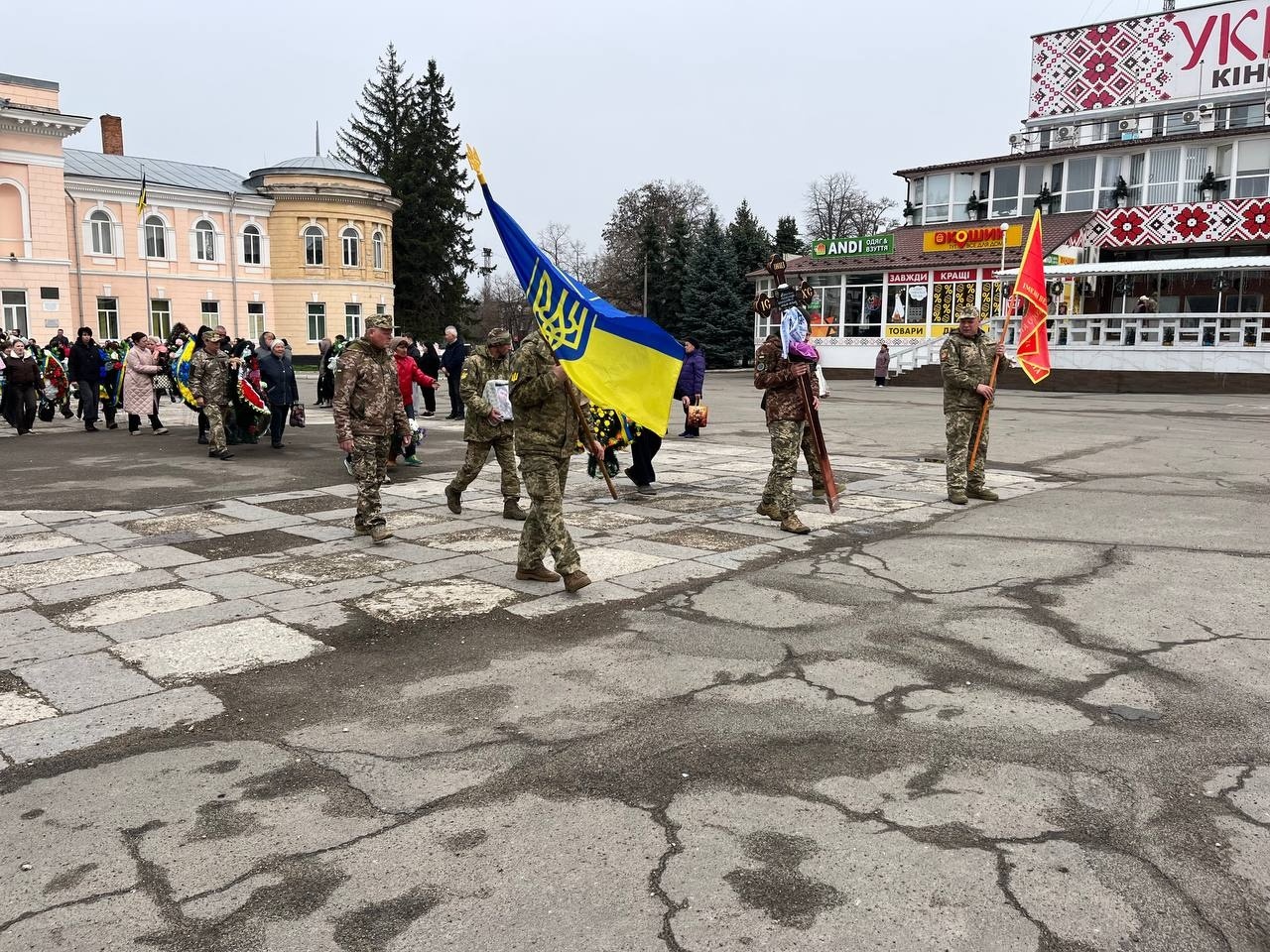 Первомайськ попрощався з солдатом Олександром Гармашем