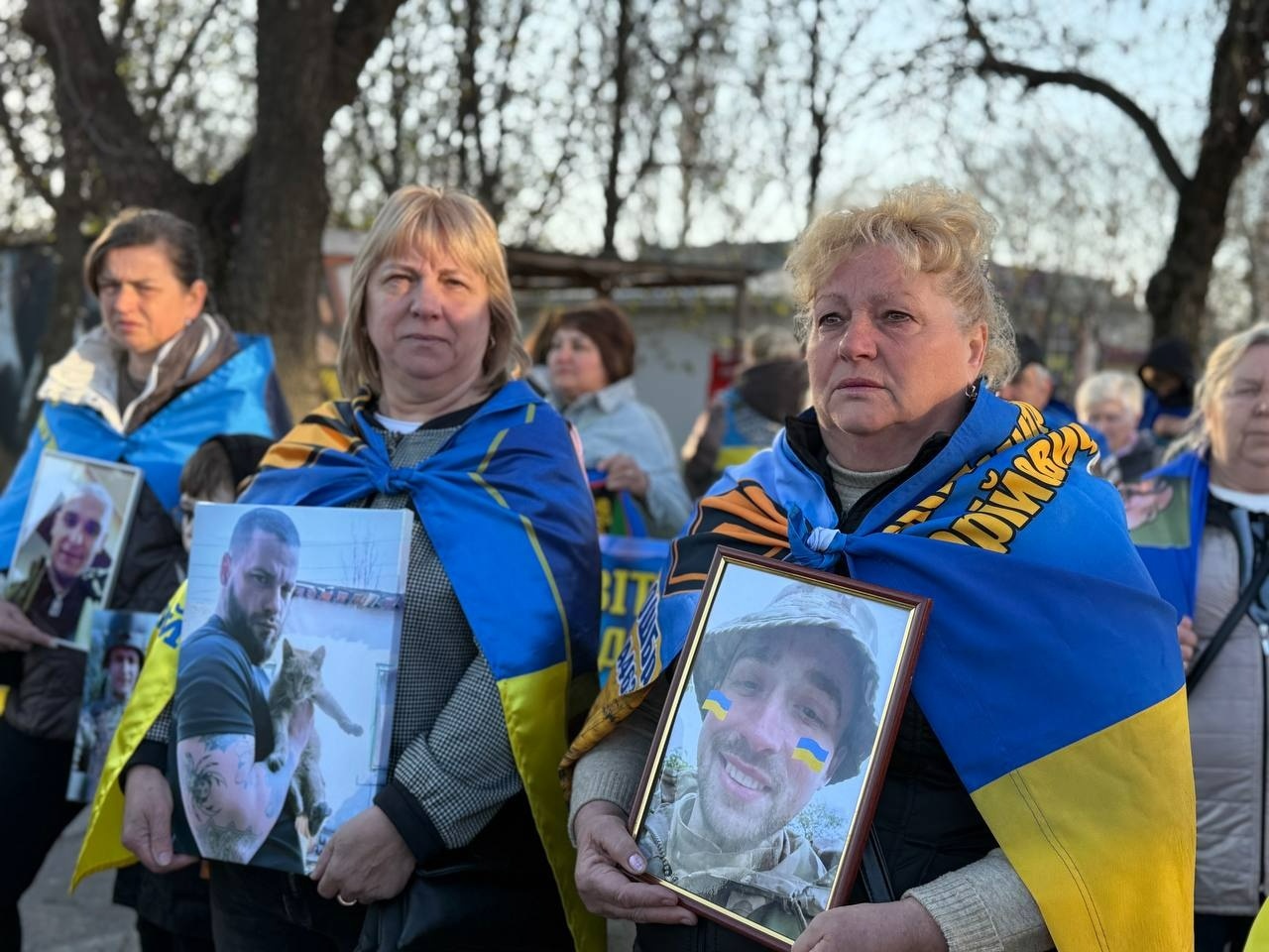 Де наші? У Первомайську сотні людей вийшли на ходу підтримки зниклих безвісти та полонених