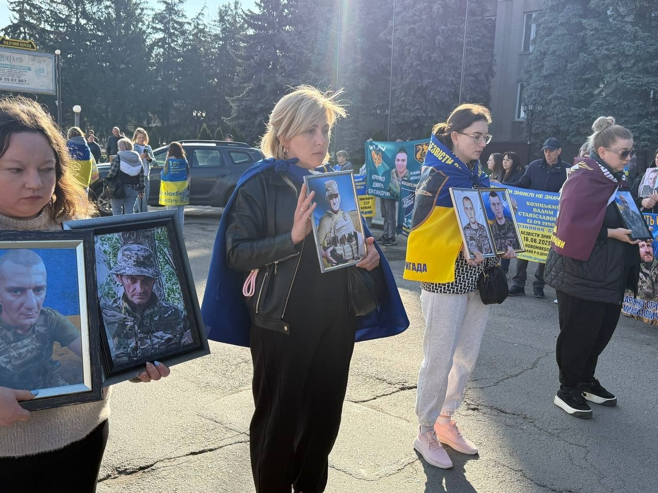 Де наші? У Первомайську сотні людей вийшли на ходу підтримки зниклих безвісти та полонених