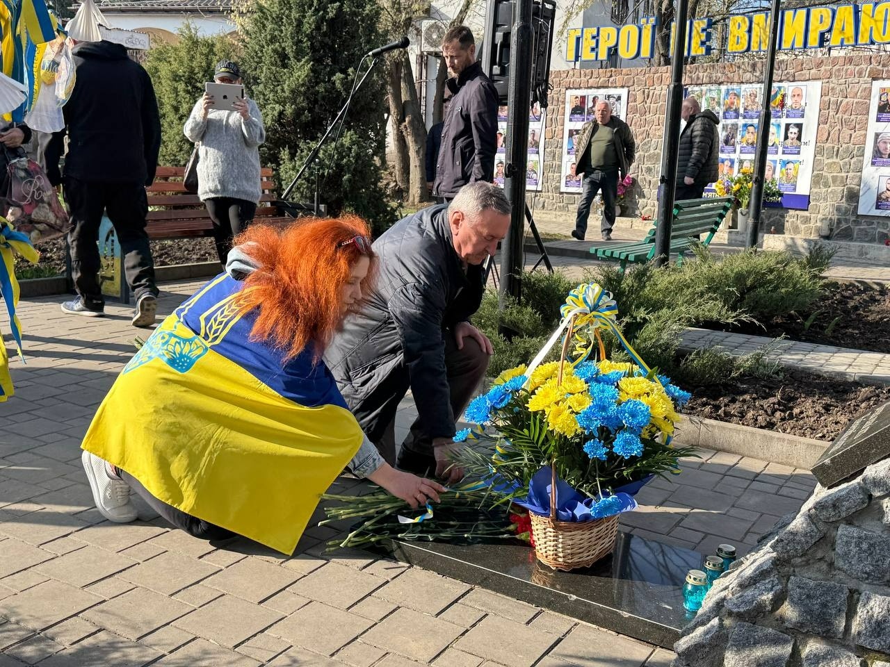 Де наші? У Первомайську сотні людей вийшли на ходу підтримки зниклих безвісти та полонених