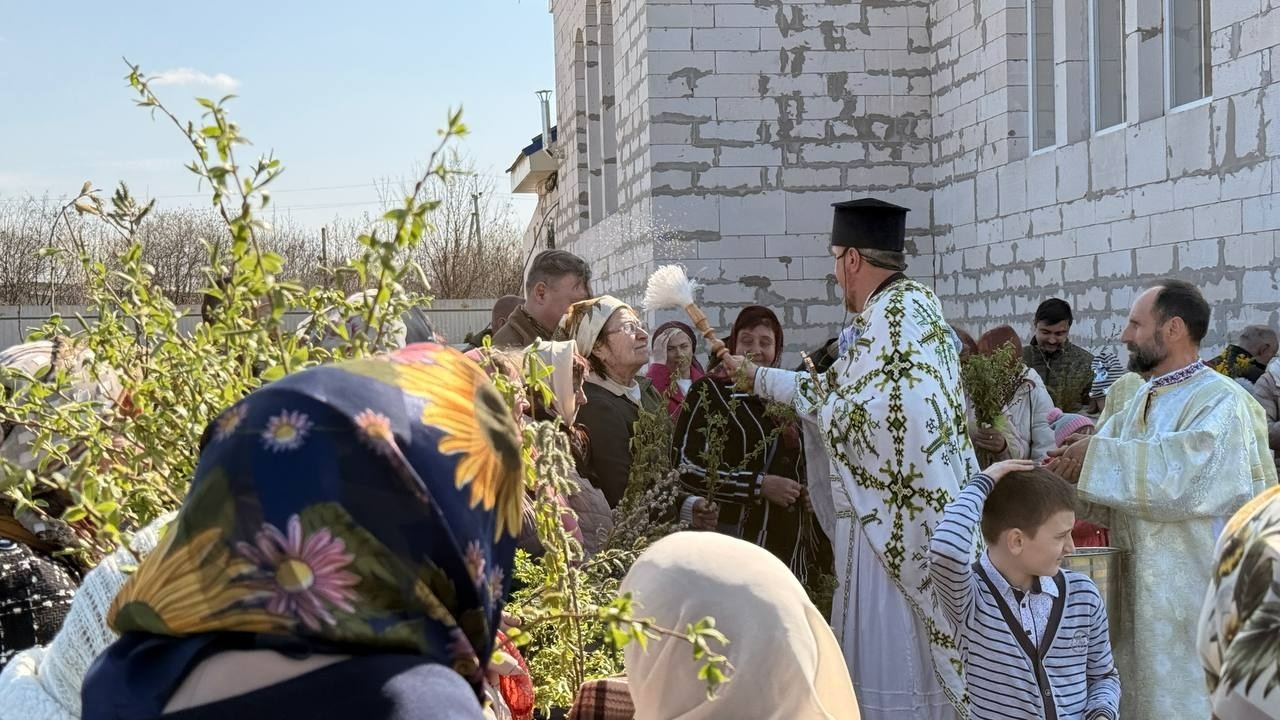 Храм ПЦУ у Первомайську передав 22 тисячі гривень на збір Гард.City з нагоди Вербної неділі