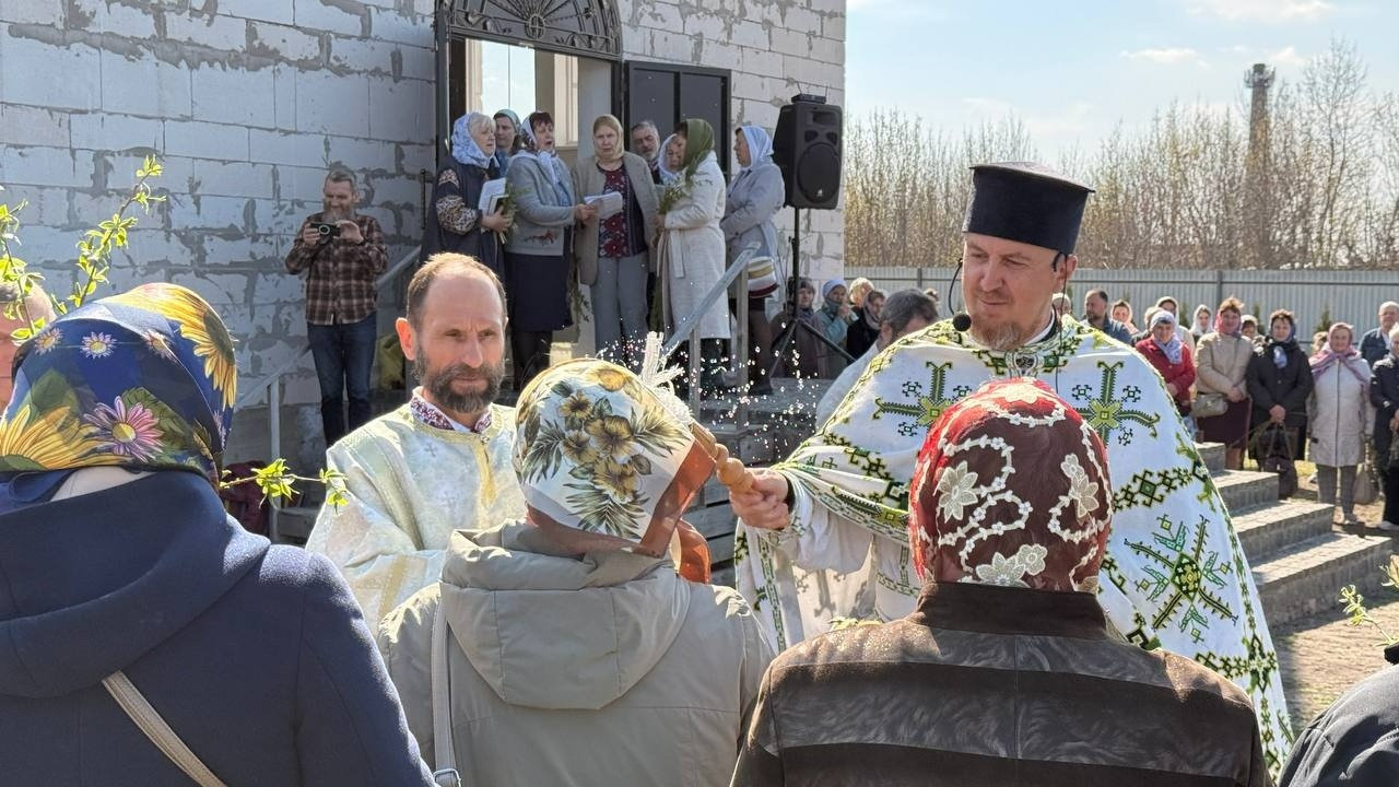 Храм ПЦУ у Первомайську передав 22 тисячі гривень на збір Гард.City з нагоди Вербної неділі