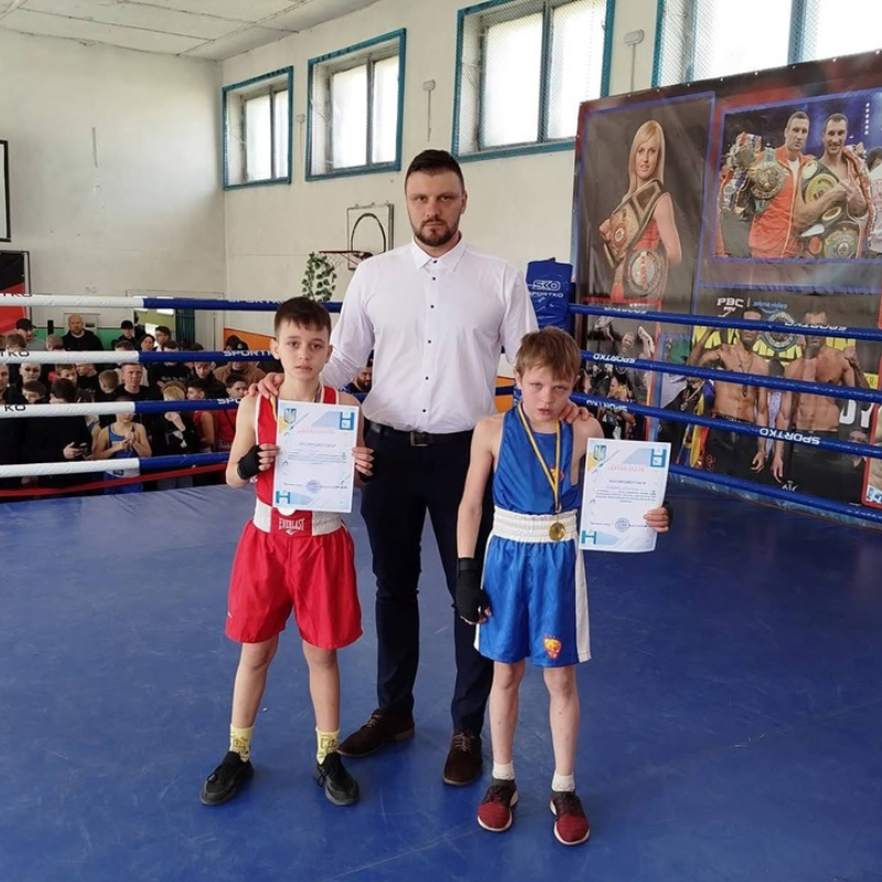 6 золотих та 4 срібні: десяток нагород для первомайських боксерів на змаганнях у Кривому Озері