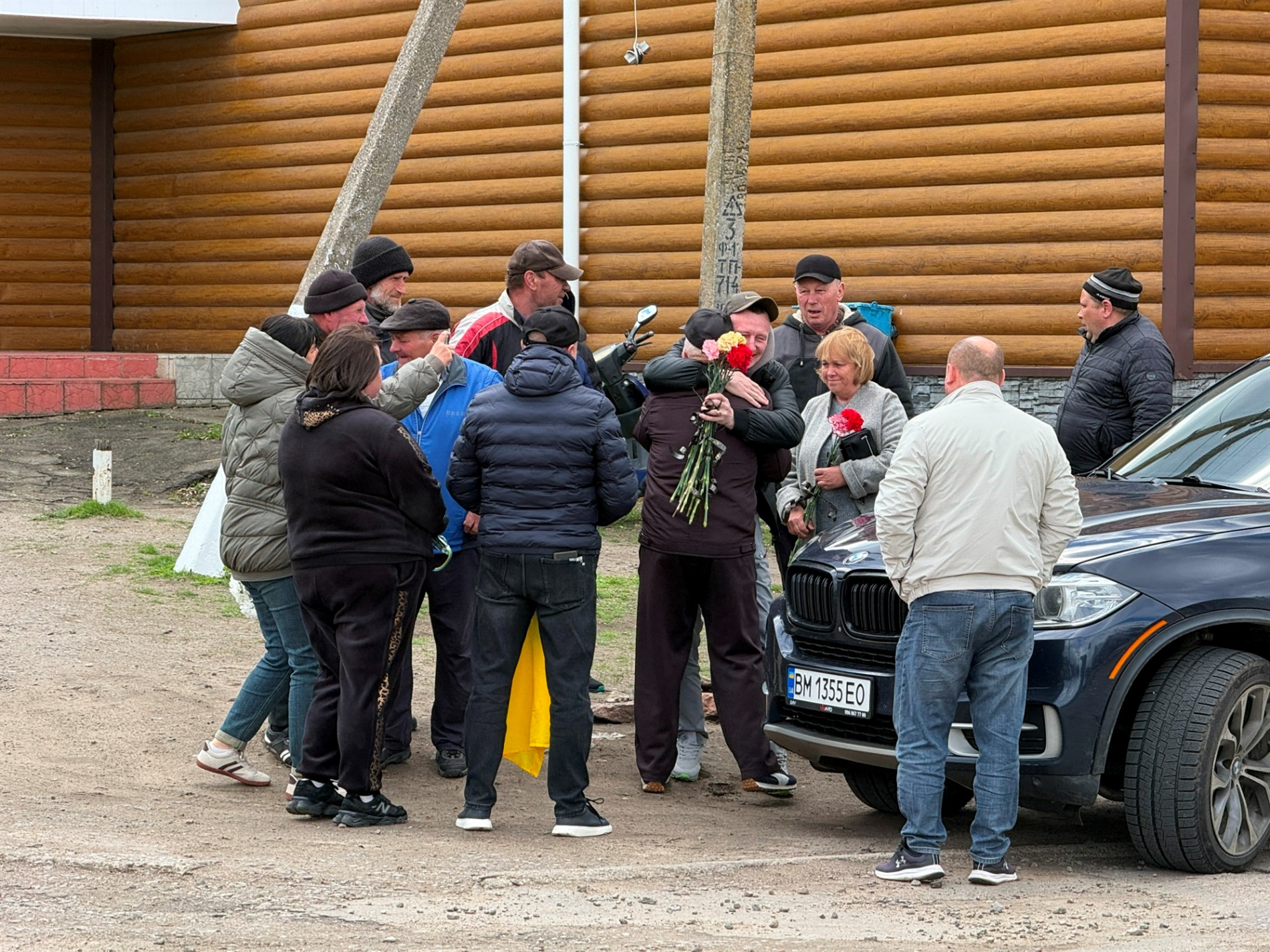 У Грушівці на Первомайщині зустріли звільненого захисника