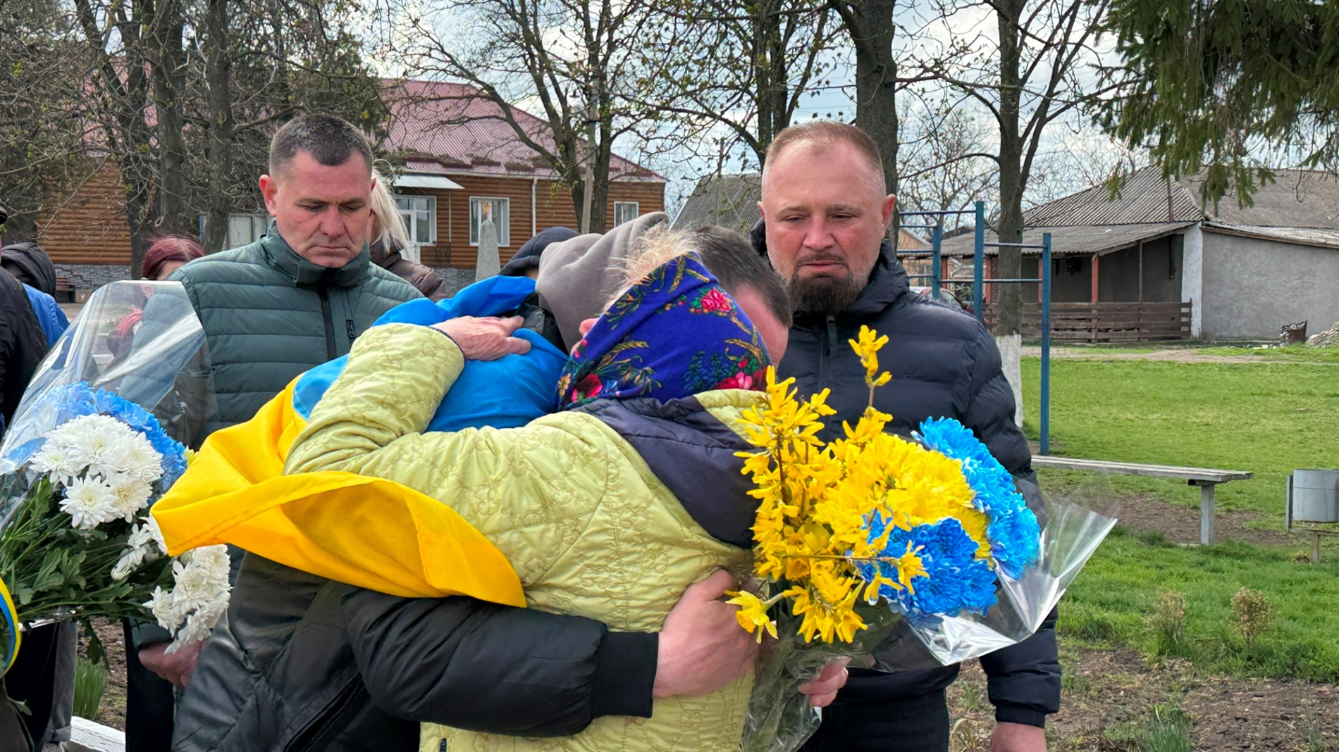 У Грушівці на Первомайщині зустріли звільненого захисника