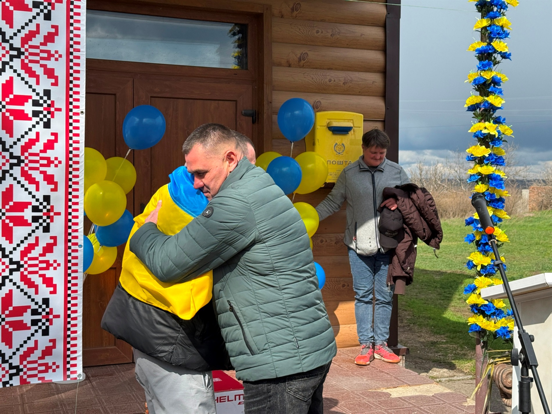 У Грушівці на Первомайщині зустріли звільненого захисника