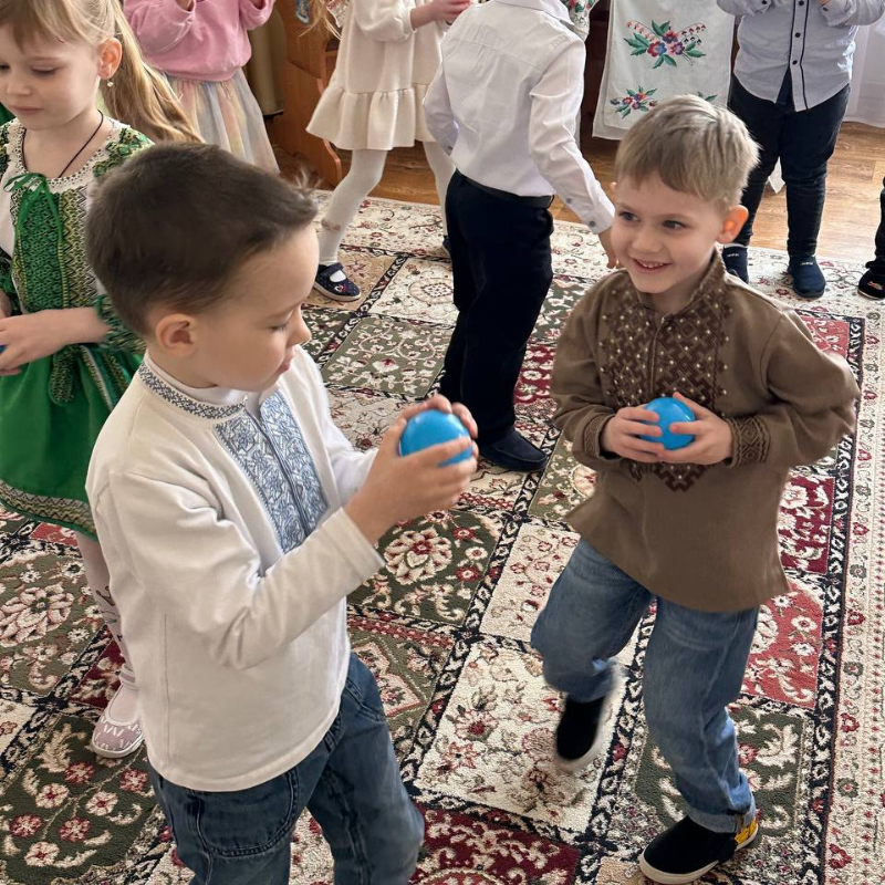 Великодній настрій для найменших у первомайському садочку «Ластівка»