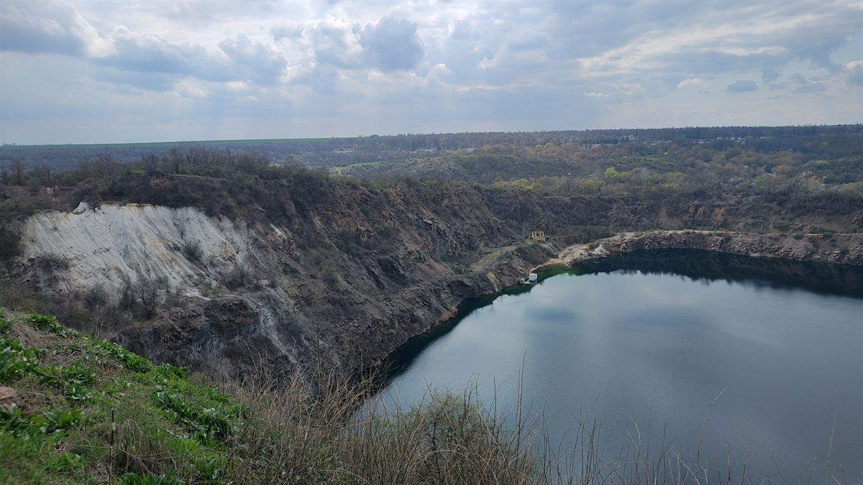 Радонове озеро