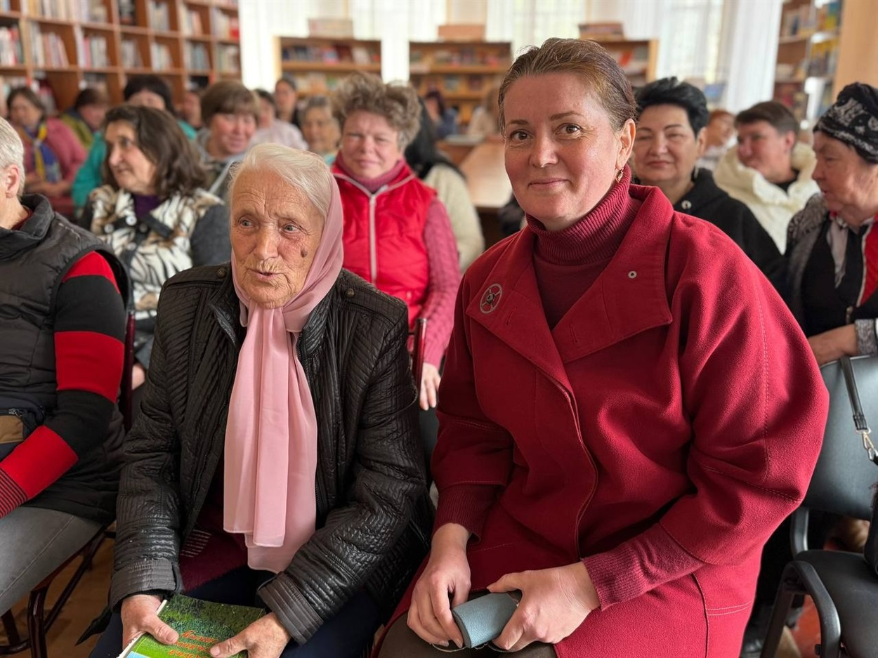 Віра Усатюк та Ірина Тихончик