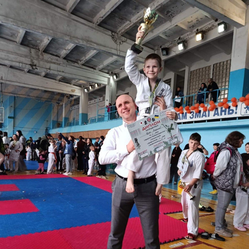 Стовідсотковий результат: як команда каратистів із Первомайська перемогла у Кривому Розі