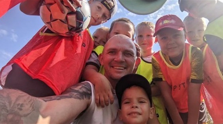 Сергій Федорченко із підопічними перед початком тренування