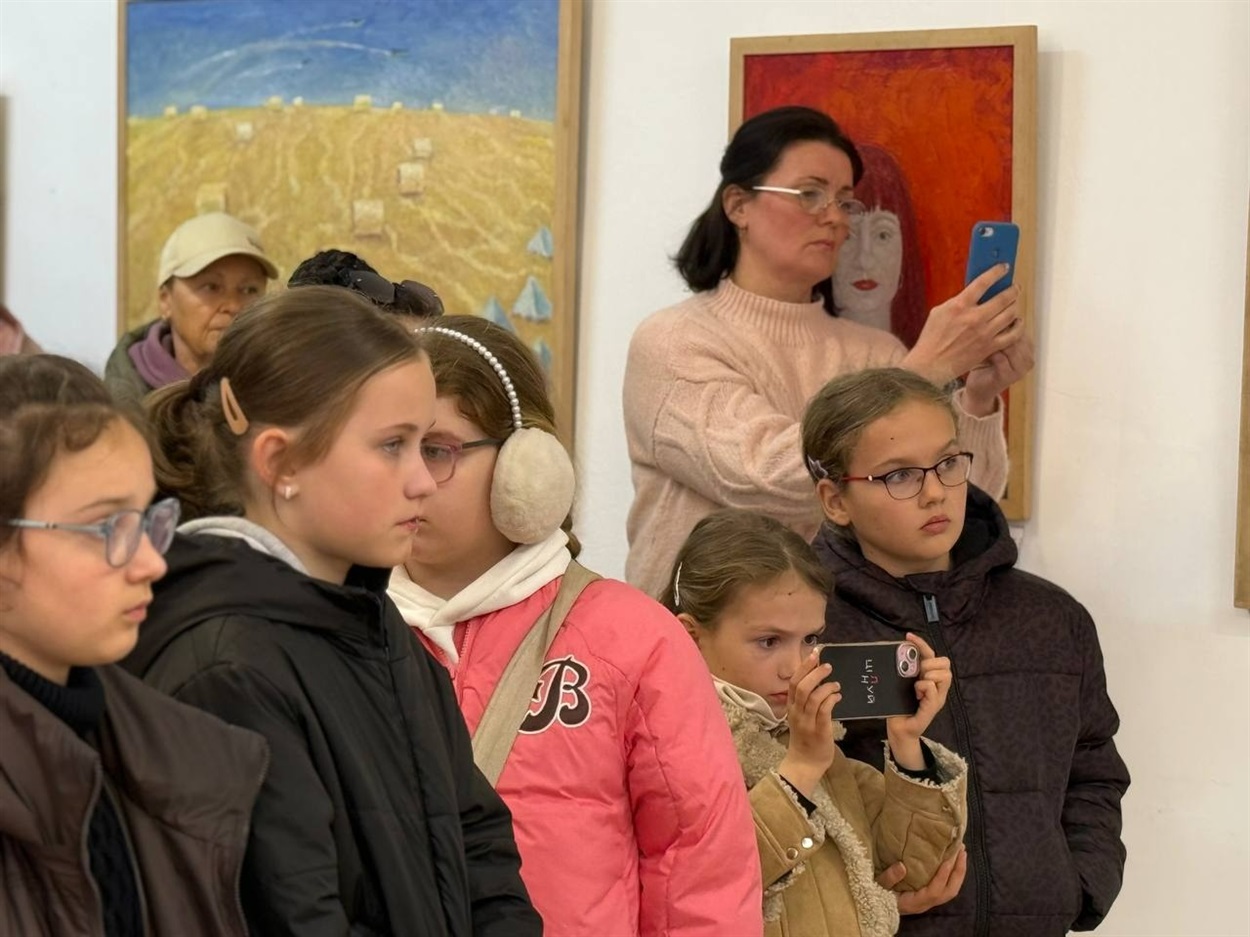 «Україна — це ми»: у Первомайську відкрилася виставка одеської художниці