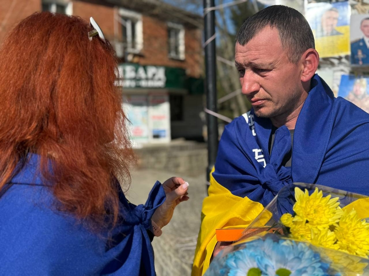 У Первомайську пройшла акція «Не мовчи. Полон вбиває!» Звільнені з полону, капелан та ті, хто очікує