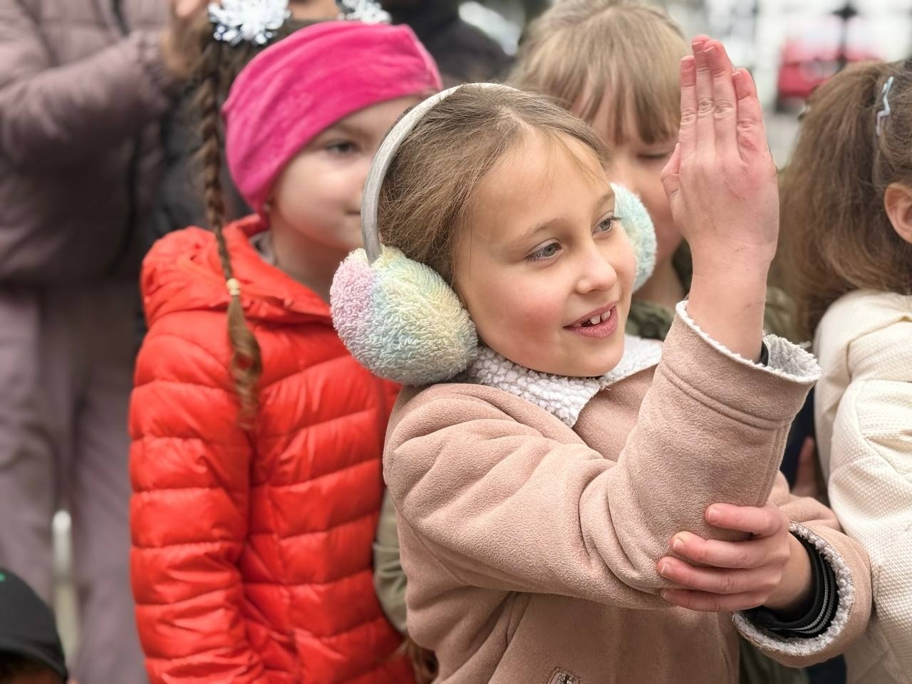 Військові, діти і Оскар: первомайська школа передала кошти на потреби Сил оборони. Фоторепортаж