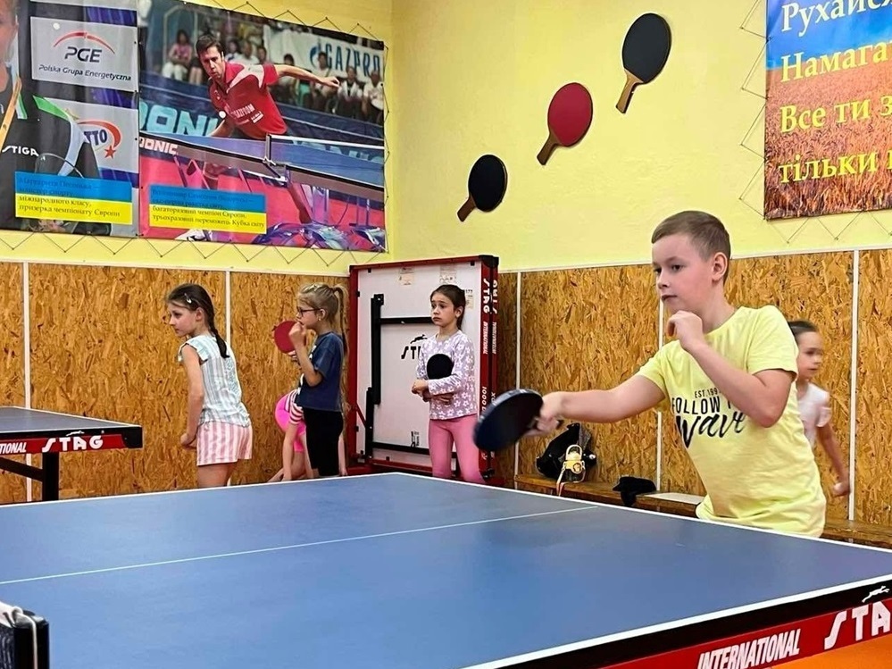 заняття на відділенні настільного тенісу