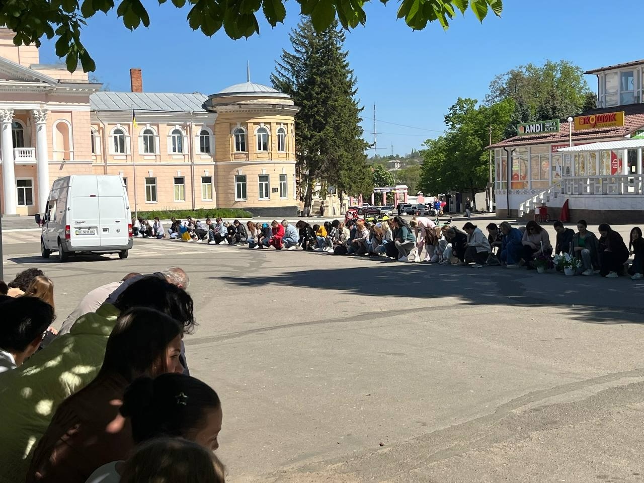 Первомайська громада попрощалася із захисником Андрієм Клименком