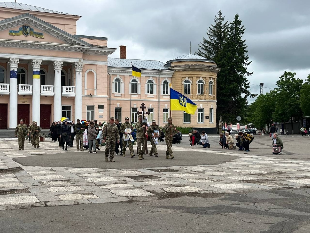У Первомайську попрощалися із захисником України Дмитром Шевченком