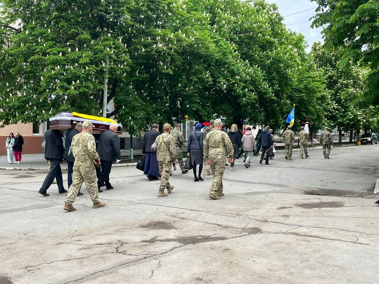 У Первомайську попрощалися із захисником України Дмитром Шевченком