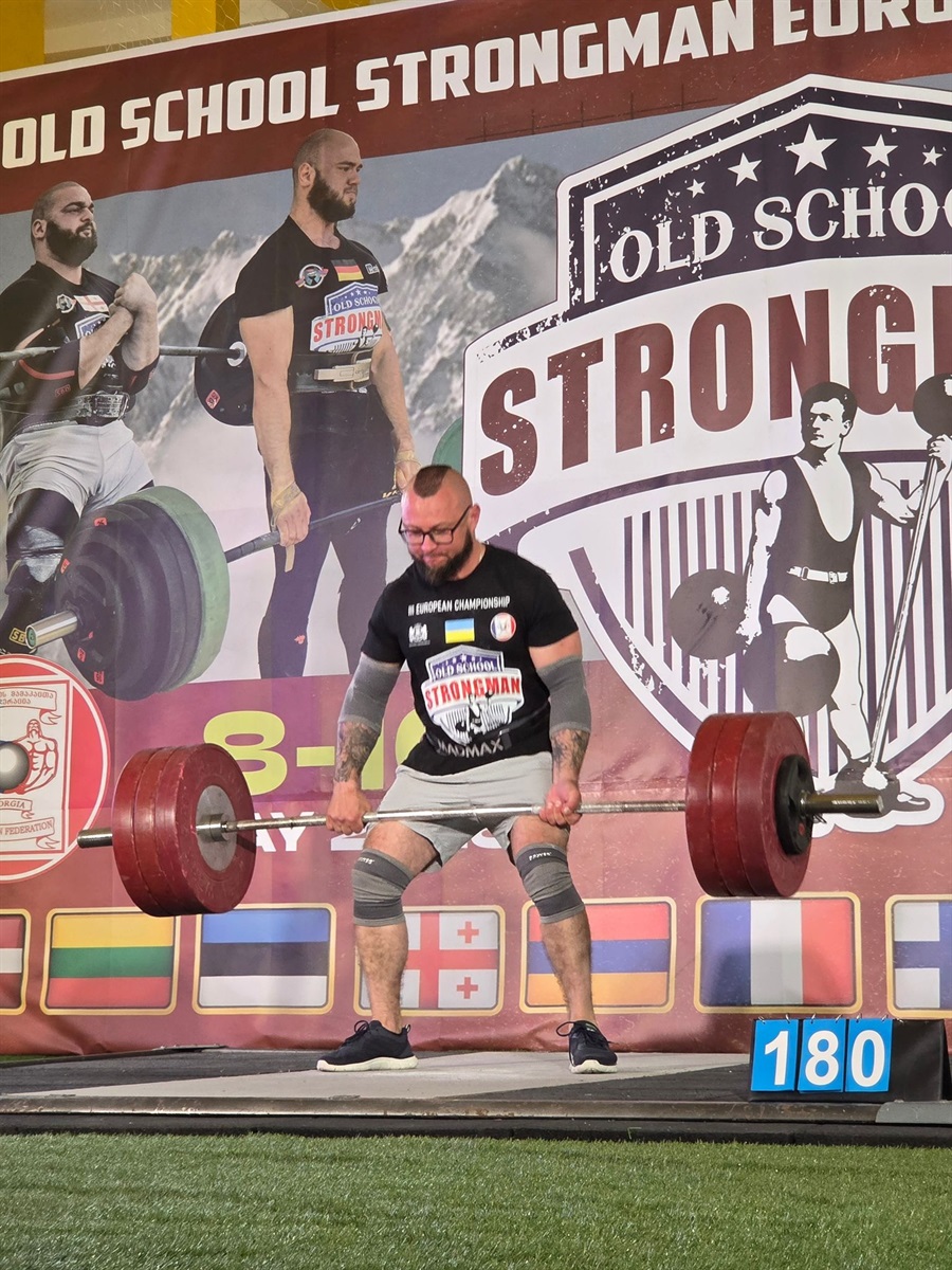 43 медалі: ветерани й ветеранки успішно виступили на Чемпіонаті Європи з богатирського багатоборства
