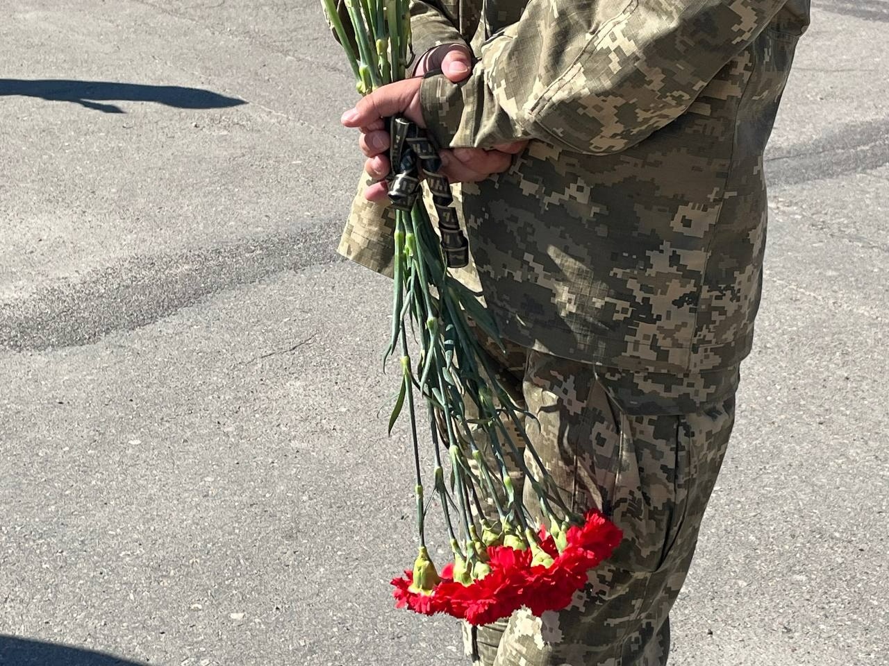 У Первомайську попрощалися із захисником Ярославом Заскальнюком
