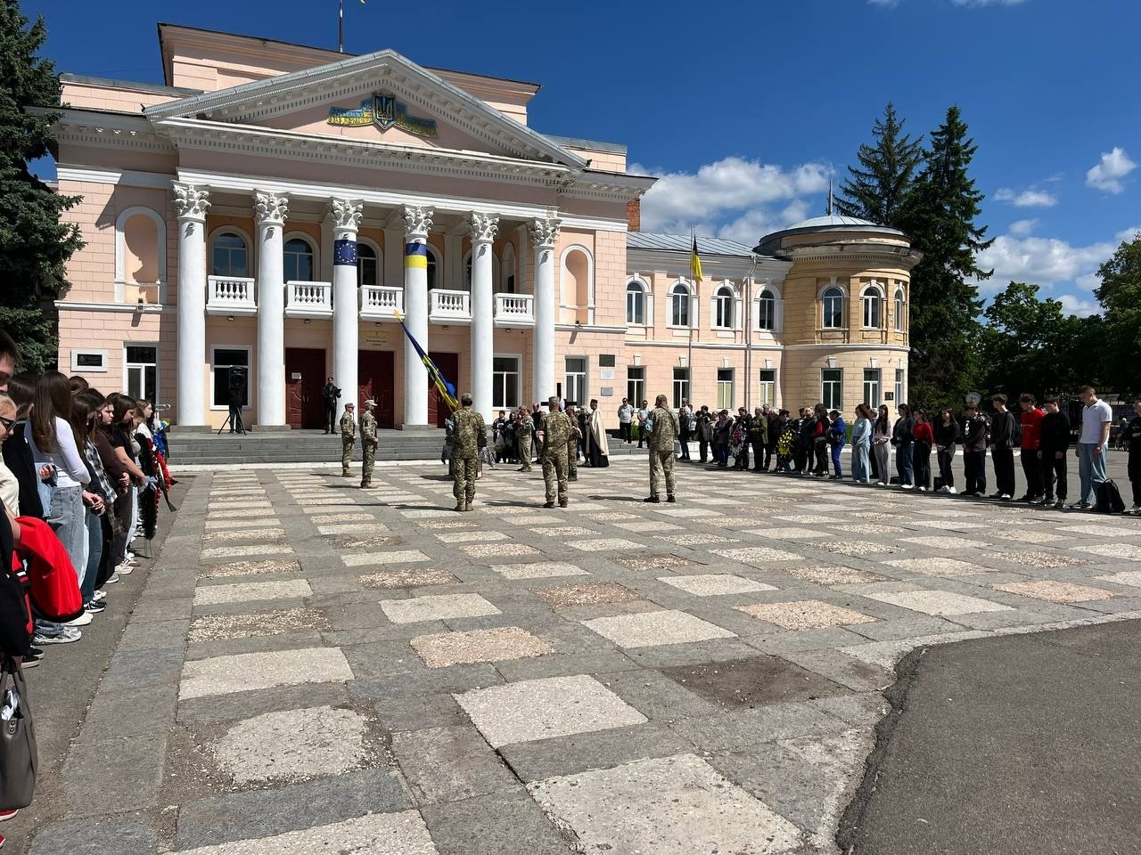 У Первомайську попрощалися із захисником Ярославом Заскальнюком