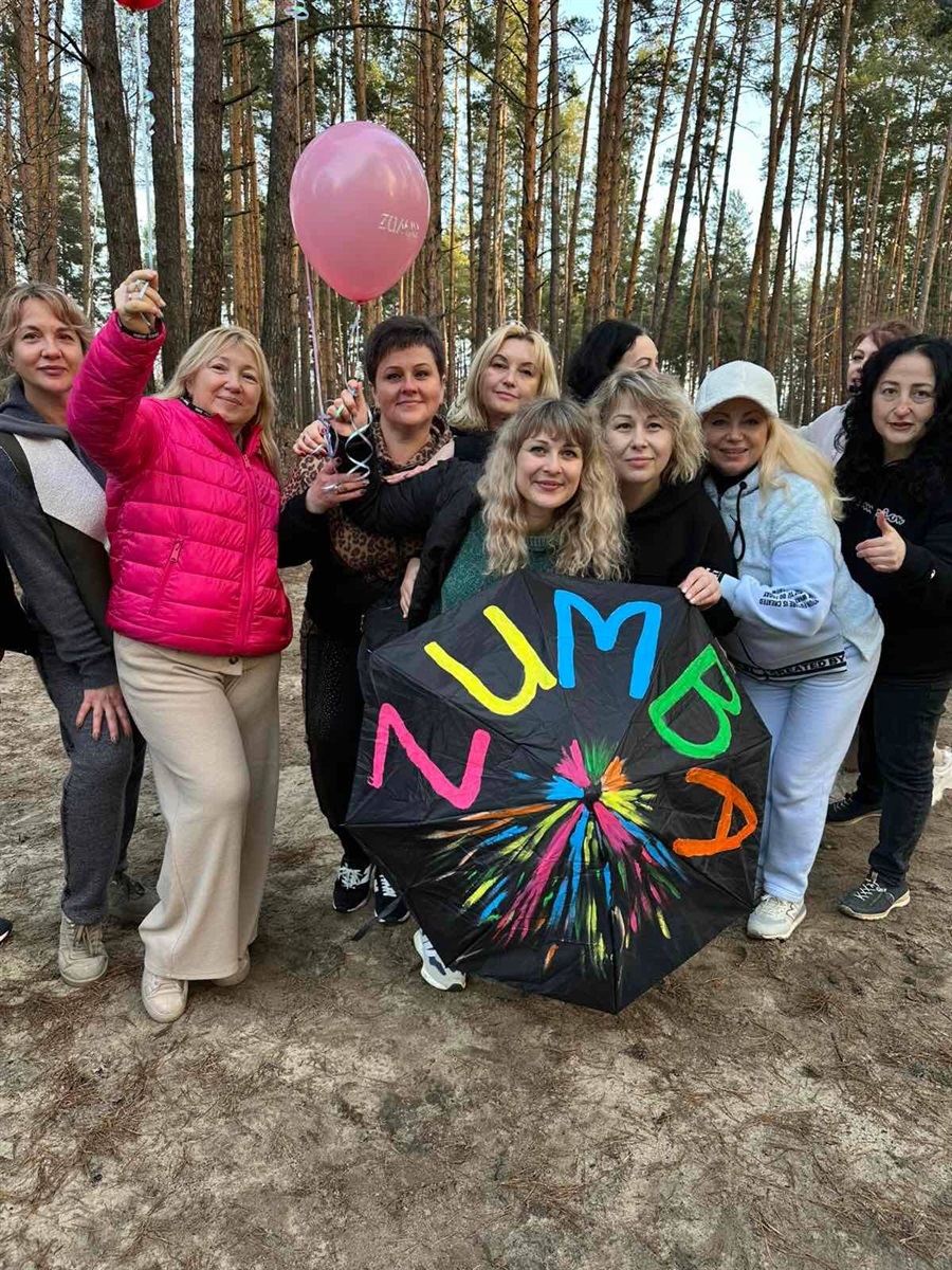 «Ми приходимо, як на вечірку»: як у Первомайську працює запальне ком'юніті Zumba 40+