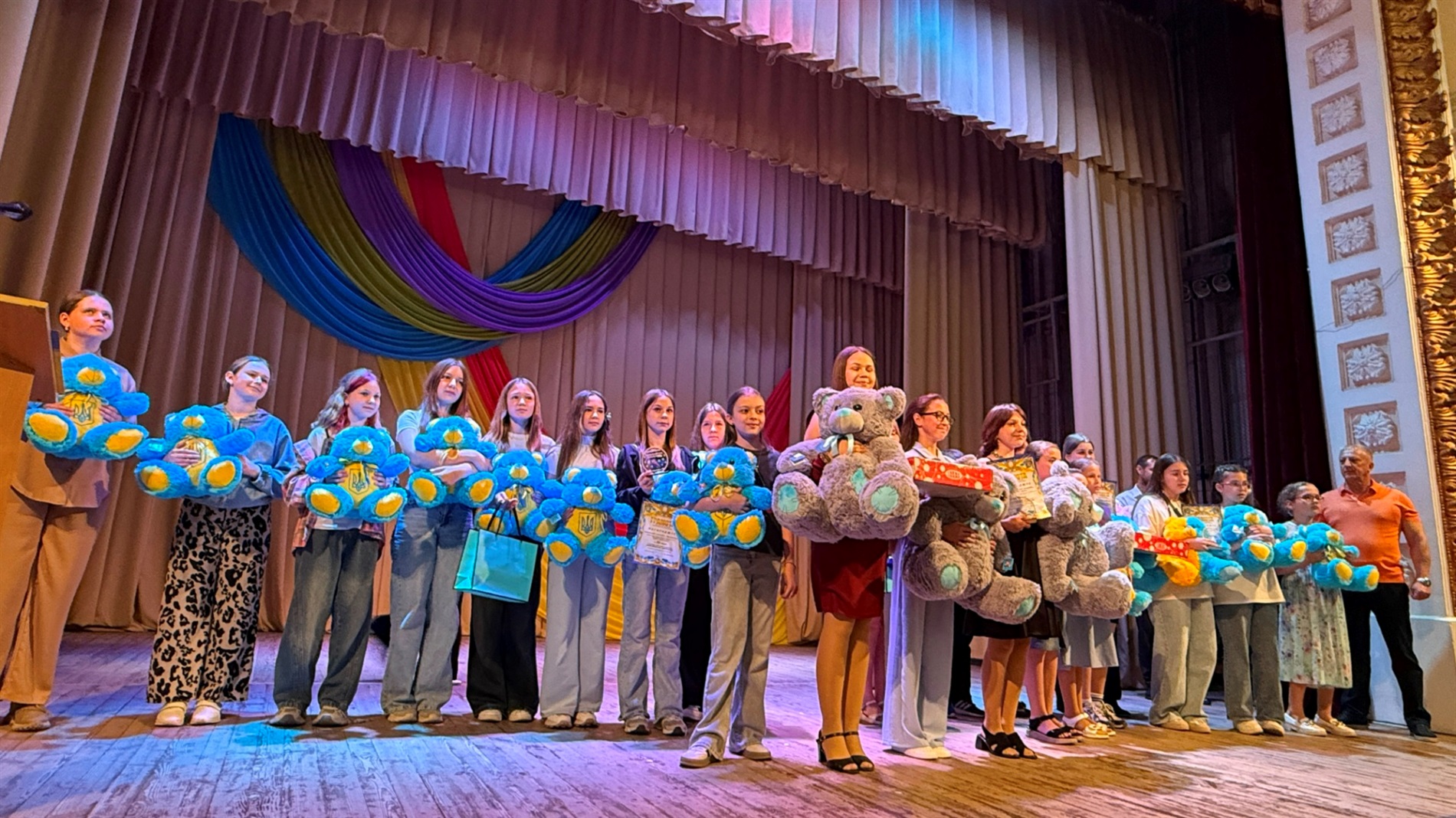 Переможці творчого конкурсу «Первомайське джерельце» отримали нагороди: як це було