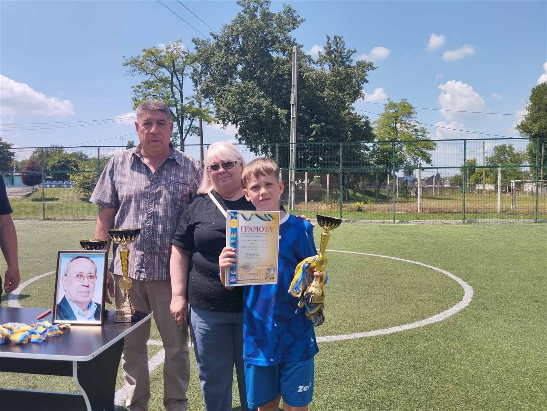 Вшанували дитячого футбольного тренера. У Первомайську дитячі команди зіграли на турнірі