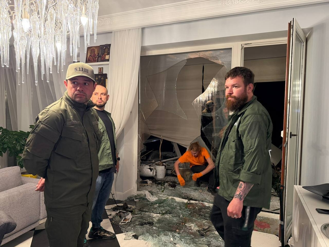 Нічна атака на Одесу: пошкоджено два житлові будинки, постраждали троє людей