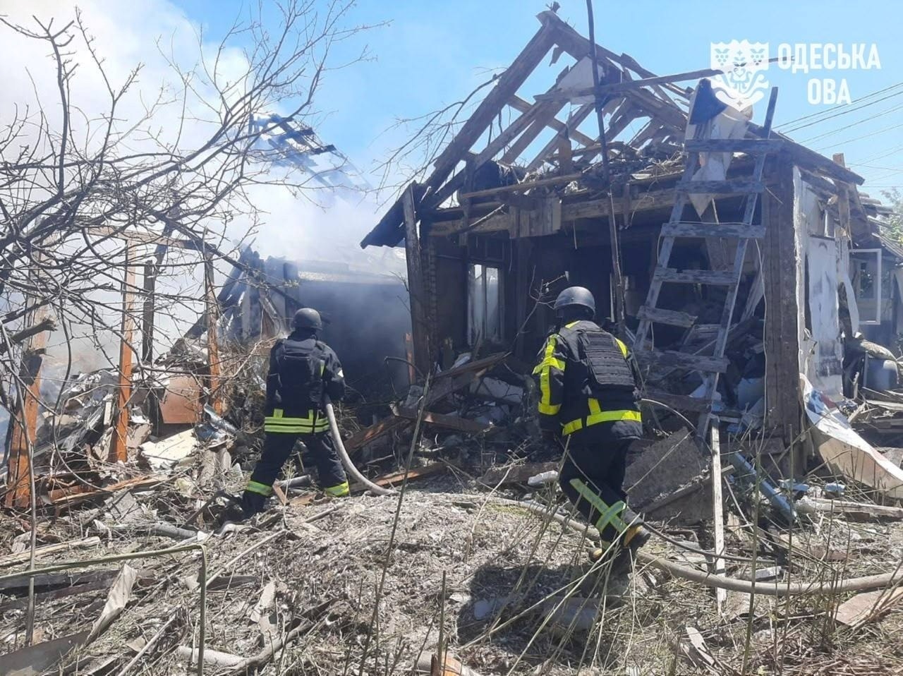 Затока-2026: чому люди приїздять відпочити, а місцеві залишаються тут попри небезпеку