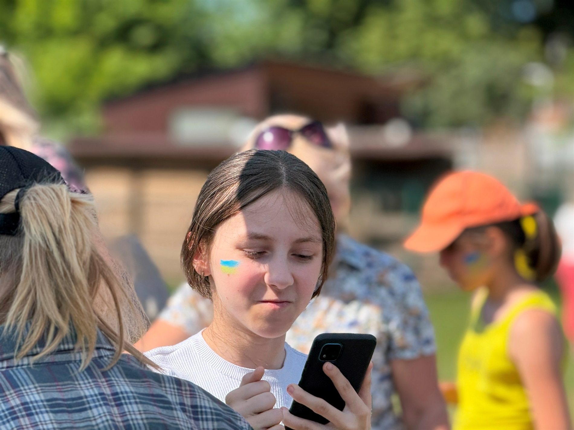 Каністерапія та іпотерапія, майстер-класи та збір для ЗСУ: у Первомайську відбулося благодійне свято