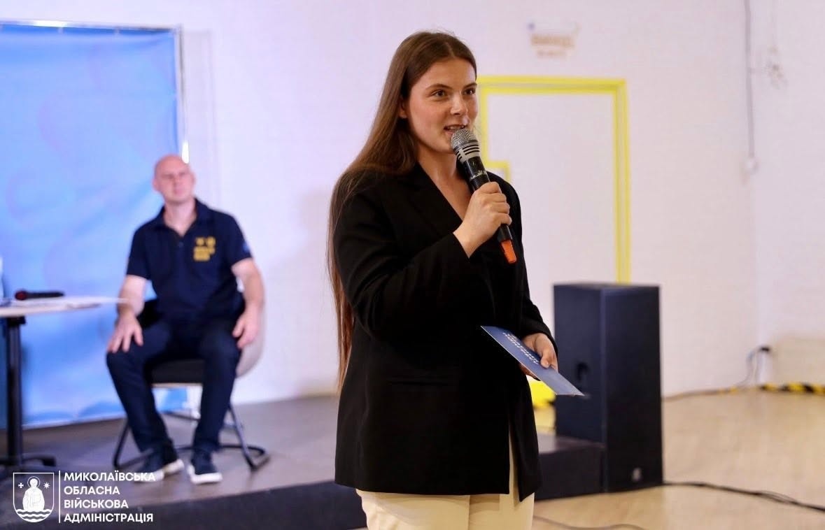 Анна Чумак — Голова Молодіжної ради при виконавчому комітеті Первомайської міськради, увійшла до керівного складу молодіжного конгресу від Миколаївської області заступником голови й представлятиме Миколаївщину у Палаті регіональних молодіжних конгресів