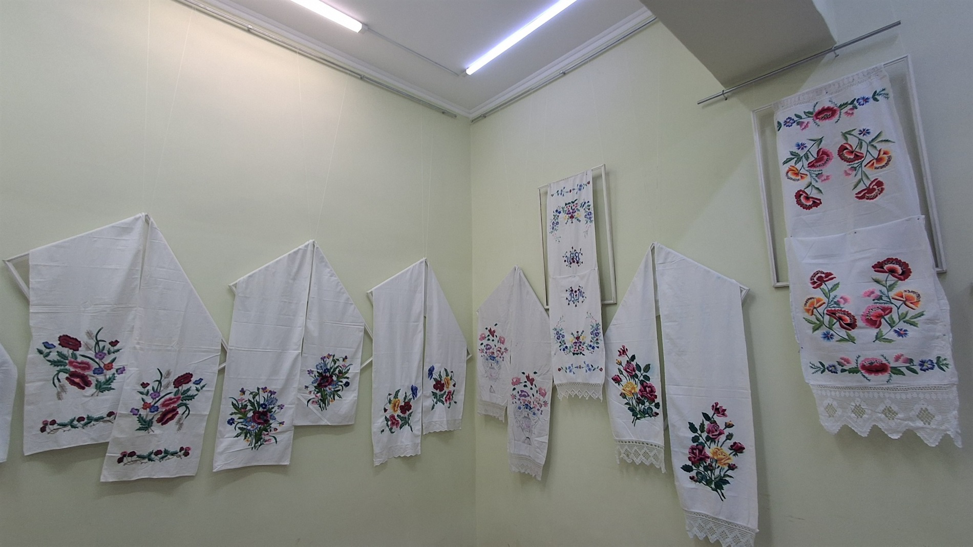 Непересічний день Первомайського музею: подарунки від ГО «Десяте квітня» та відкриття нової виставки