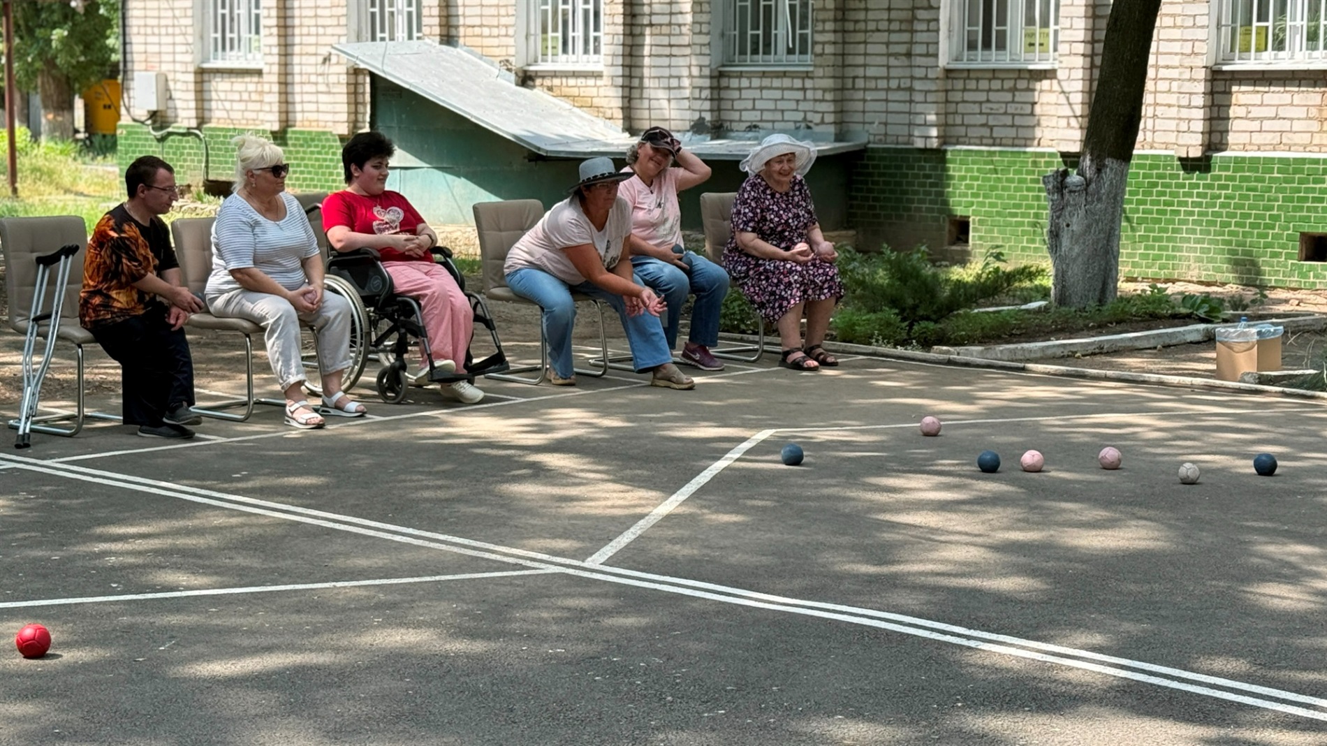 Щирі емоції та живе спілкування: у Первомайську відбулася спартакіада серед людей з інвалідністю