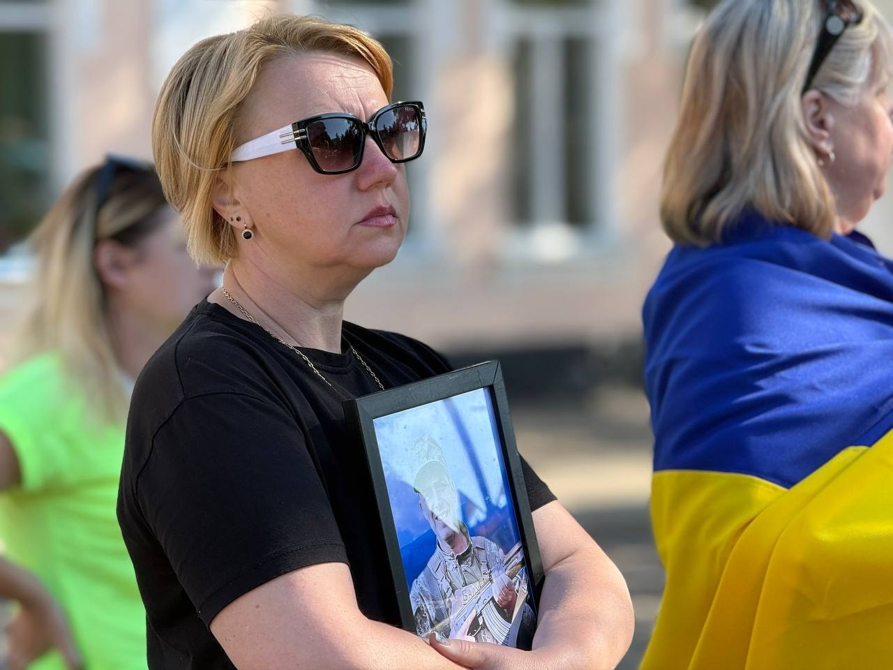 Наші ще не вдома: у Первомайську пройшла традиційна акція на підтримку полонених та безвісти зниклих