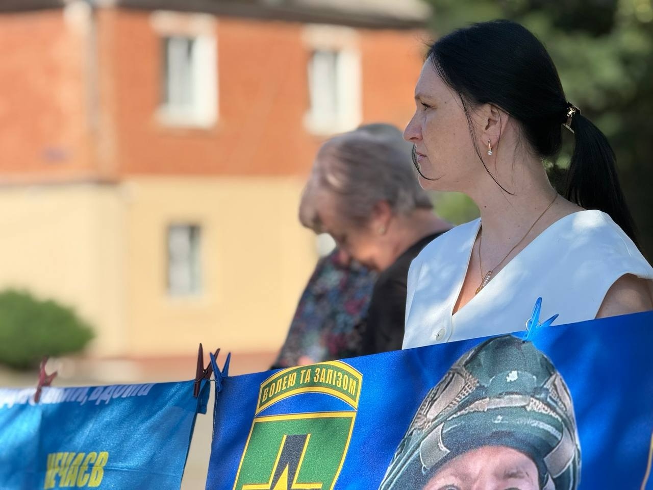 Наші ще не вдома: у Первомайську пройшла традиційна акція на підтримку полонених та безвісти зниклих