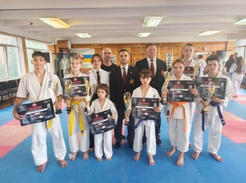 Від турніру в Києві до зборів у Болгарії: літо каратистів Первомайська
