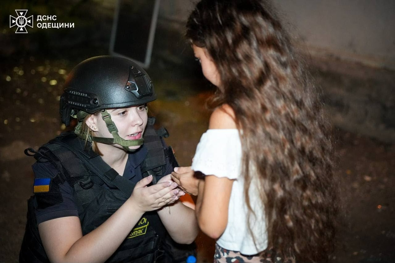 Ракетний удар по Одесі: загинули двоє людей, серед поранених — діти