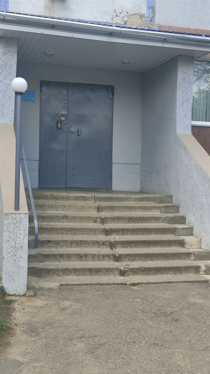 Старі багатоповерхівки Первомайська: хто відповідає за ремонт і як отримати співфінансування